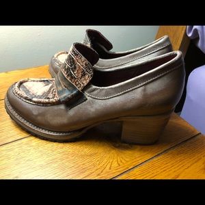 Freebird Bristol Pink Size 9 NEW